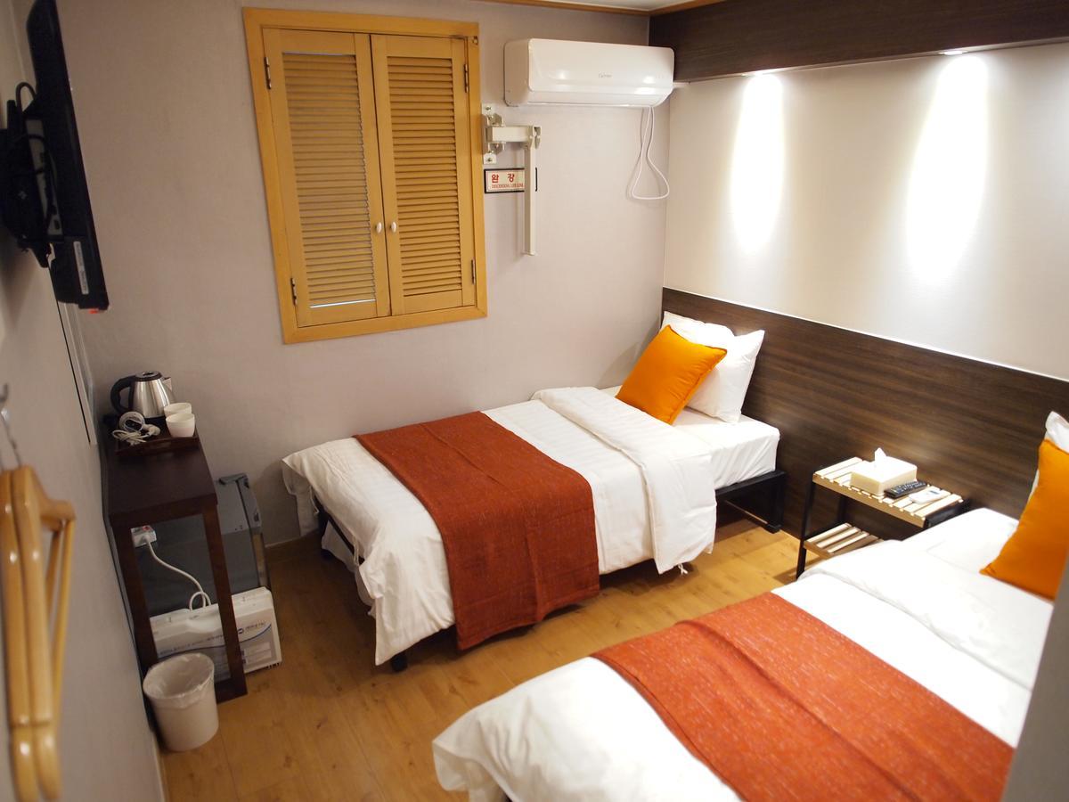 Hotel Park Hill Myeongdong Seoul Bagian luar foto