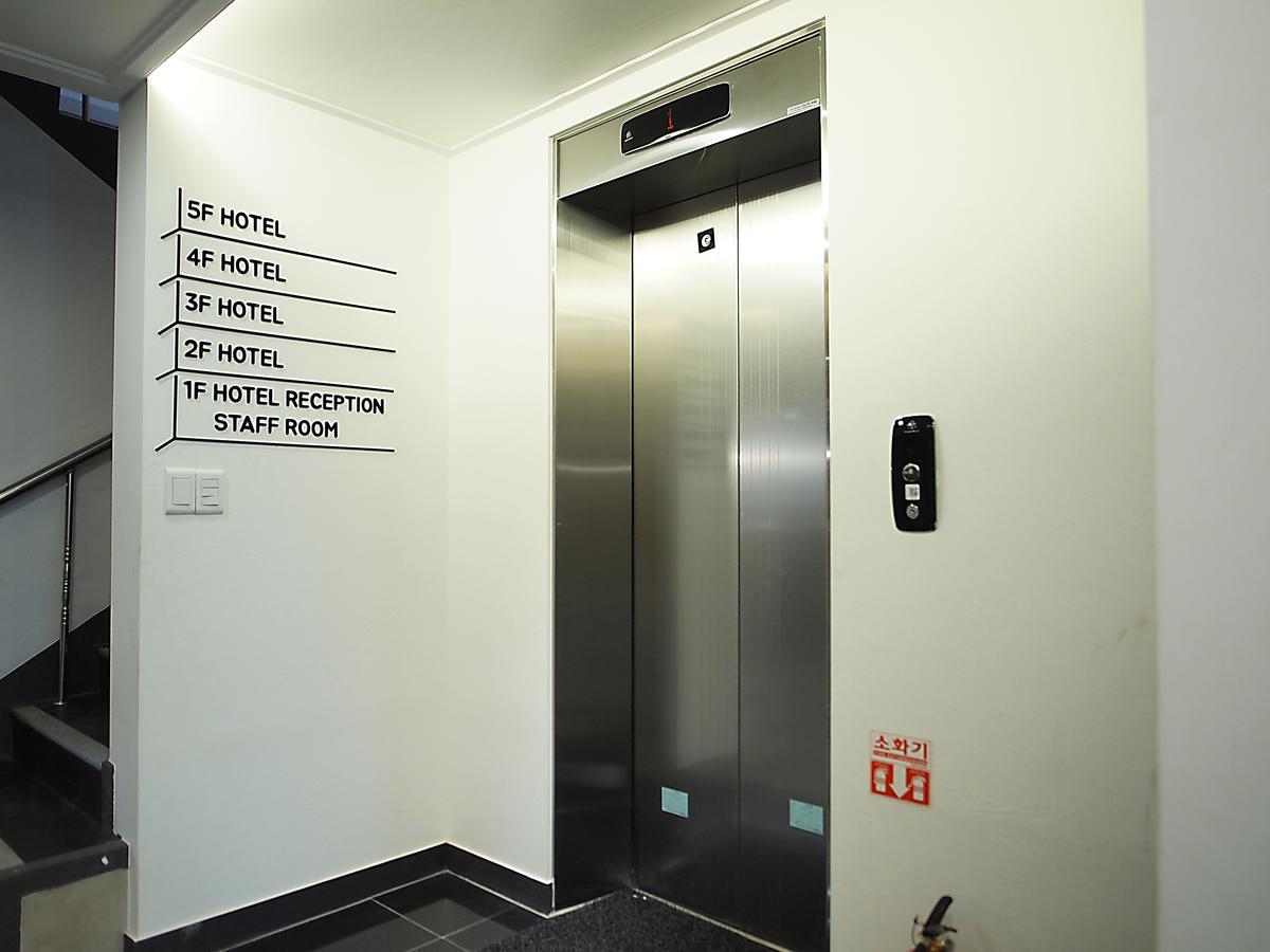 Hotel Park Hill Myeongdong Seoul Bagian luar foto